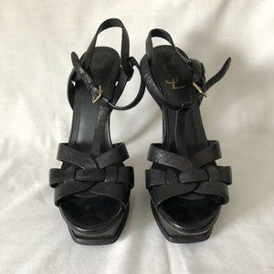 Yves Saint Laurent Sandals